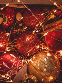Gli addobbi natalizi più eleganti per arredare casa durante le feste