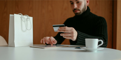 Riconoscere ed evitare le truffe più comuni nello shopping online