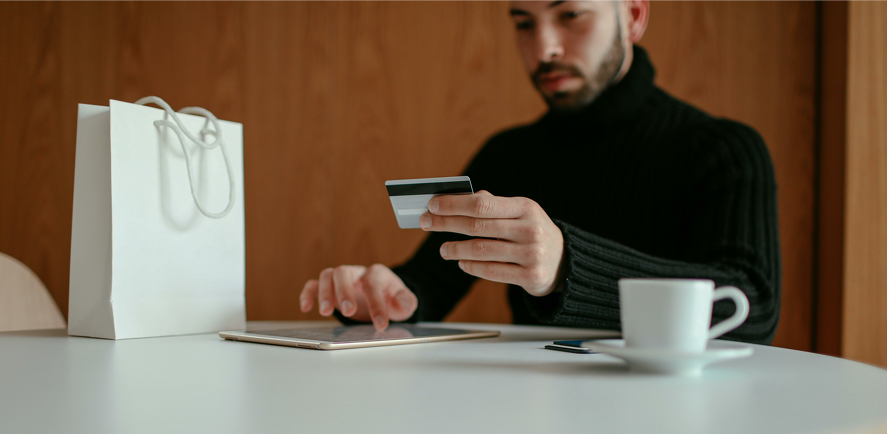 Riconoscere ed evitare le truffe più comuni nello shopping online